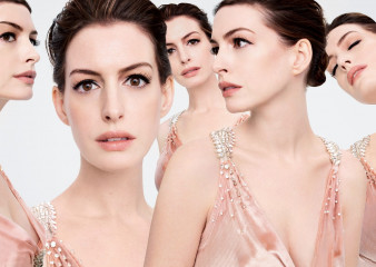 Anne Hathaway for Allure // 2019 фото №1209700