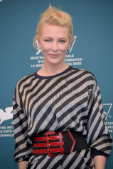 Cate Blanchett - The Jury Photocall - 77th Venice Film Festival | 02.09.2020 фото №1272858