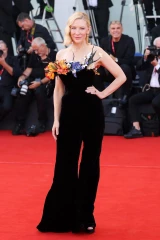 Cate Blanchett - 'Tar' Red Carpet in Venice 09/01/2022 фото №1350327
