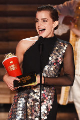 Emma Watson – MTV Movie and TV Awards in Los Angeles  фото №962685