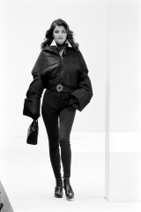 Helena Christensen for Dolce &amp; Gabbana RTW F/W 1992 фото №1388275