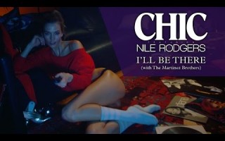Карли Клосс в клипе группы Chic и Найла Роджерса