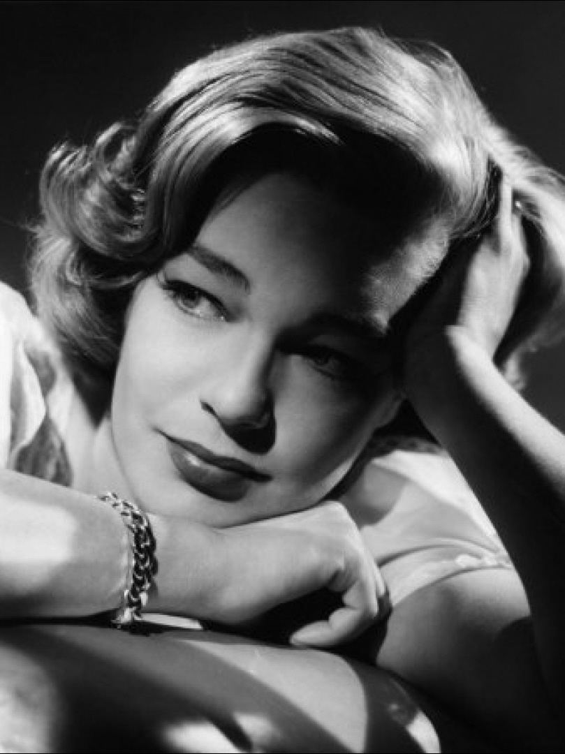 http://www.theplace.ru/archive/simone_signoret/img/simone_signoret_c_19.jpg