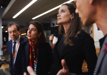 Angelina Jolie - Paris 10/19/2019 фото №1229709