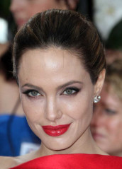 Angelina Jolie фото №454852