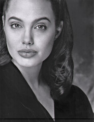 Angelina Jolie  фото №1309996
