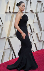 Ashley Graham – 2019 Oscars фото №1146712
