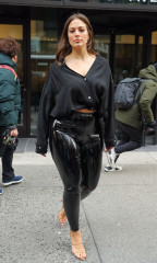 Ashley Graham – 3.1 Phillip Lim Fashion Show in NYC 02/11/2019 фото №1142592