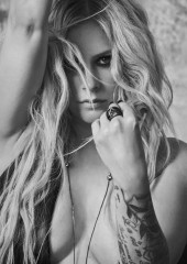 Avril Lavigne ~ Grazia Bulgaria August 2023 фото №1376067