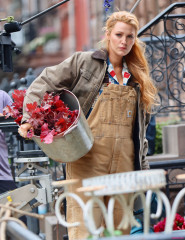 Blake Lively - It Ends With Us (2024) On Set in Hoboken, New Jersey 06/09/2023 фото №1371763