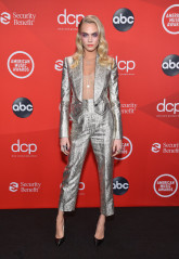 Cara Delevingne - American Music Awards in Los Angeles | 22.11.2020 фото №1283280