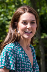 Catherine, Duchess of Cambridge фото №1194945