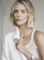 Charlize Theron for Town&amp;Country November 2023 фото №1380139