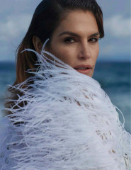 Cindy Crawford in Vogue Magazine, Spain October 2018   фото №1102666