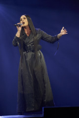 Demi Lovato Performing Live – “Tell Me You Love Me” Tour in Minneapolis фото №1053322