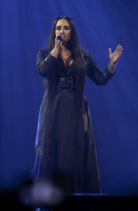 Demi Lovato – Performs in Newcastle  фото №1078754