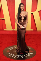 Demi Moore – Vanity Fair Oscar Party in Beverly Hills фото №1391222