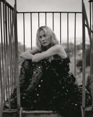 Diane Kruger by Mark Seliger for Vogue Greece // 2021 фото №1286049