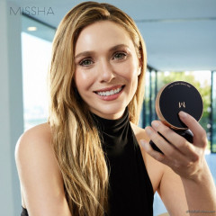 Elizabeth Olsen for Missha Cosmetics фото №1374426