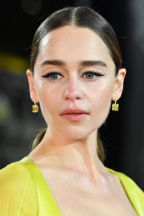 Emilia Clarke - British Fashion Awards in London 12/02/2019 фото №1236085