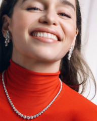 Emilia Clarke for Harper’s Bazaar UK December 2023/January 2024 фото №1379995