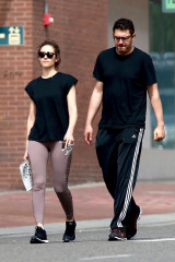 Emmy Rossum in Spandex – Out and about in Beverly Hills фото №1058706