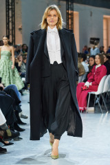 Alexandre Vauthier Haute Couture Spring/Summer 2020 Fashion Show in Paris фото №1244564
