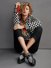 Gigi Hadid - Vogue Germany November 2019 by Giampaolo Sgura фото №1227028
