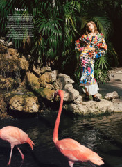 Gigi Hadid – Vogue Magazine January 2020 фото №1237450