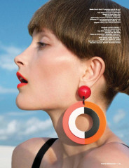 Iekeliene Stange ~ Vogue Netherlands June 2012 by Anne Menke фото №1383575