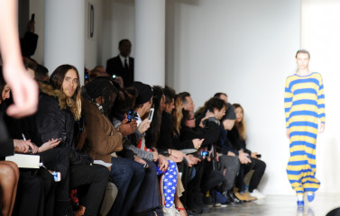 Jared Leto - Jeremy Scott Show at Mercedes-Benz Fashion Week in NY 02/12/2014 фото №1316953