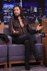 Jared Leto - The Tonight Show Starring Jimmy Fallon in New York 11/16/2021 фото №1322643