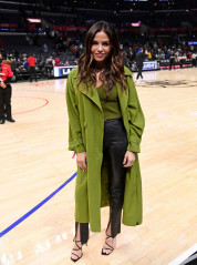 Jenna Dewan-San Antonio Spurs v Los Angeles Clippers Game фото №1329458