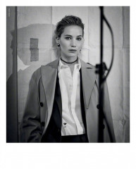 Jennifer Lawrence for Dior, Pre-fall 2018 Campaign фото №1066301