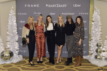 Jessica Alba - The Baby2Baby Holiday Party Presented By FRAME And Uber 12/15/19 фото №1241195