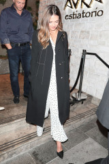 Jessica Alba – Night Out at Avra Restaurant in Beverly Hills 09/18/2018 фото №1102058
