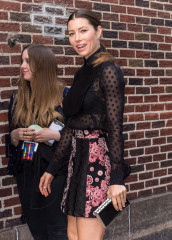 Jessica Biel – Arriving to Appear on “The Late Show With Stephen Colbert”  фото №993172