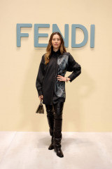 Jessica Biel – Fendi Womenswear F/W 2024/25 Fashion Show in Milan  фото №1389383