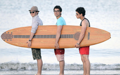 Jonas Brothers фото №707433