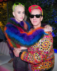 Katy Perry at Moschino Candy Crush Desert Party – Coachella  фото №956414