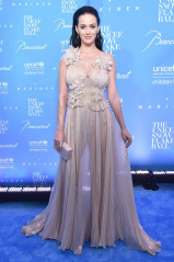 Katy Perry – UNICEF’s Snowflake Ball in New York  фото №926426