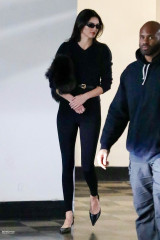 Kendall Jenner - Sushi Park in West Hollywood 03/15/2024 фото №1391283