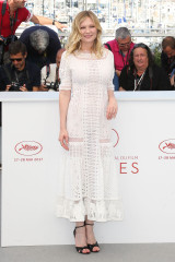 Kirsten Dunst – “The Beguiled” Photocall at Cannes Film Festival  фото №968604