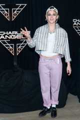 Kristen Stewart - 'Charlie's Angels' Photocall in Los Angeles // 11.11.2019 фото №1271952