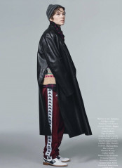 Léa Seydoux by Alasdair McLellan for Vogue Paris | December 2020/January 2021 фото №1284311