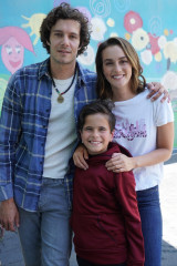 Leighton Meester - 'Single Parents' 2x03 Derek Sucks (2019) фото №1226429