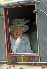 Queen Elizabeth ll  фото №1188047
