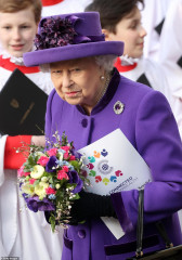 Queen Elizabeth ll  фото №1151906