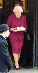 Queen Elizabeth ll  фото №1021479