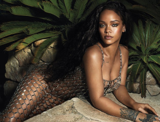 Rihanna - Vogue US June 2018 фото №1067146